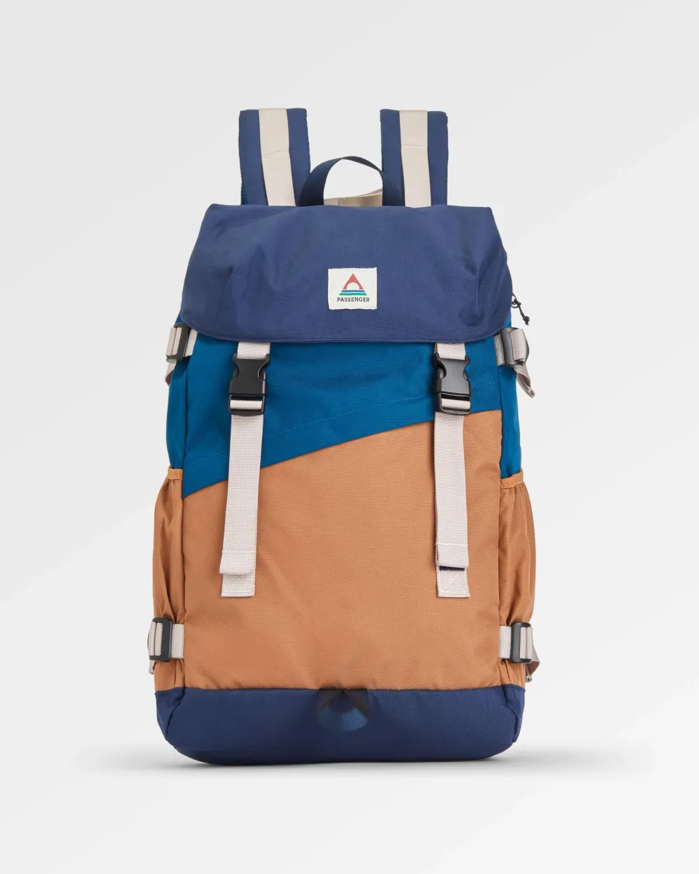 Passenger Boondocker Recycled 26L Backpack