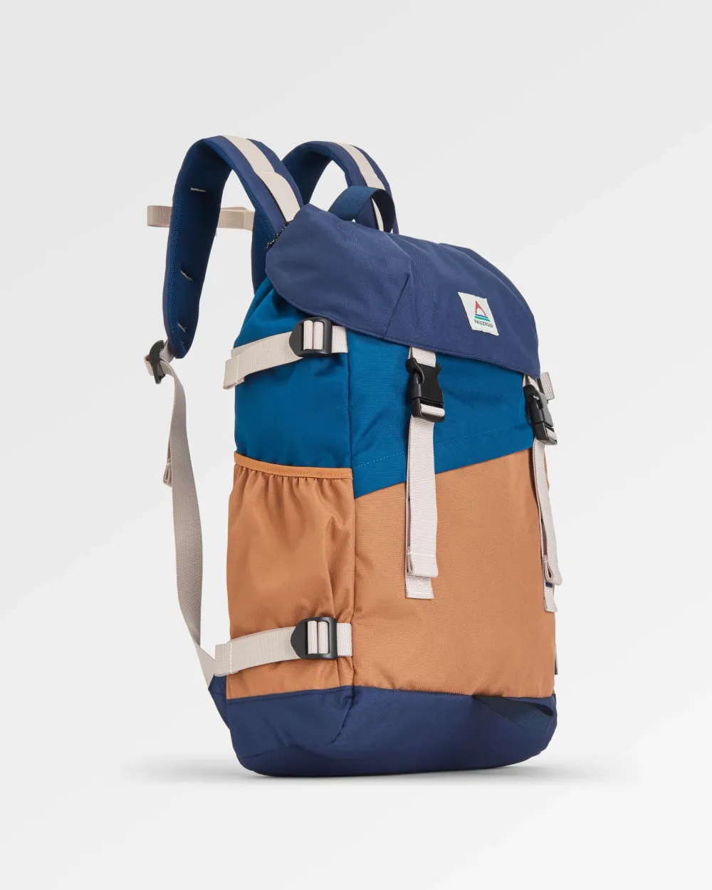 Passenger Boondocker Recycled 26L Backpack