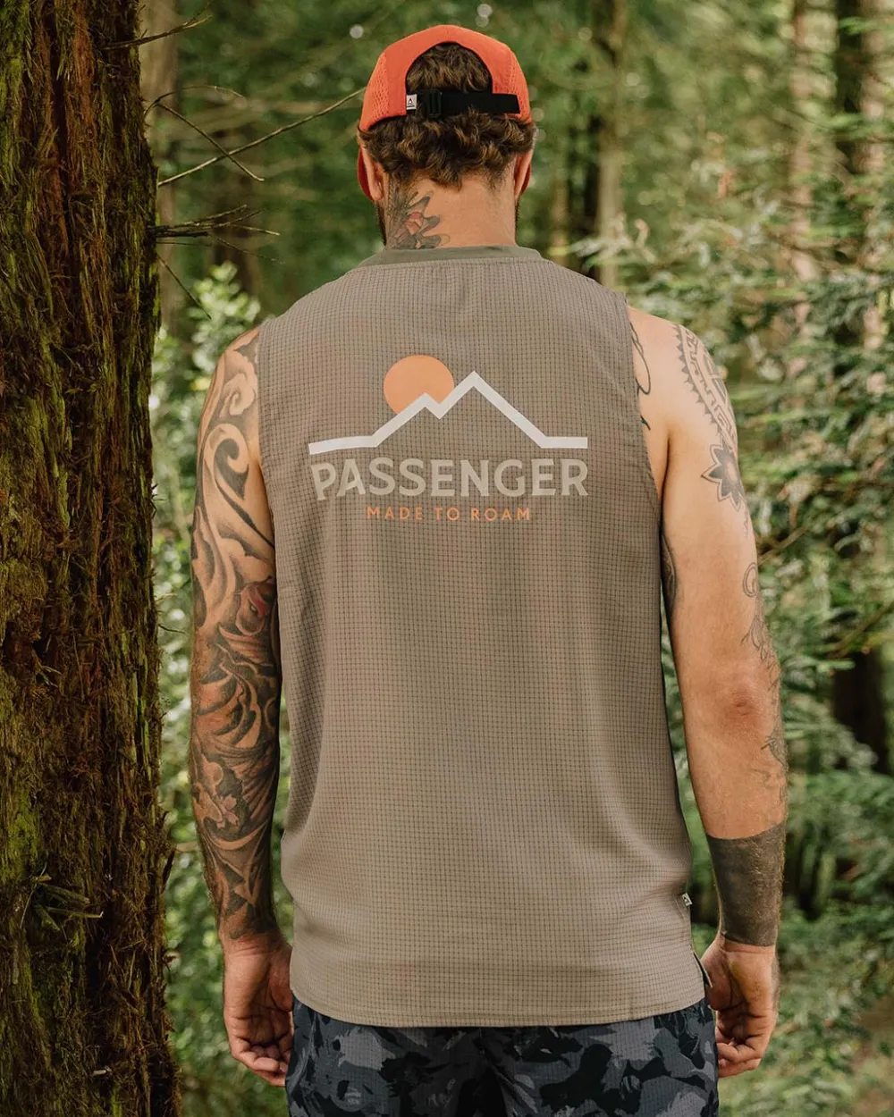 Passenger Calling Active Recycled Vest