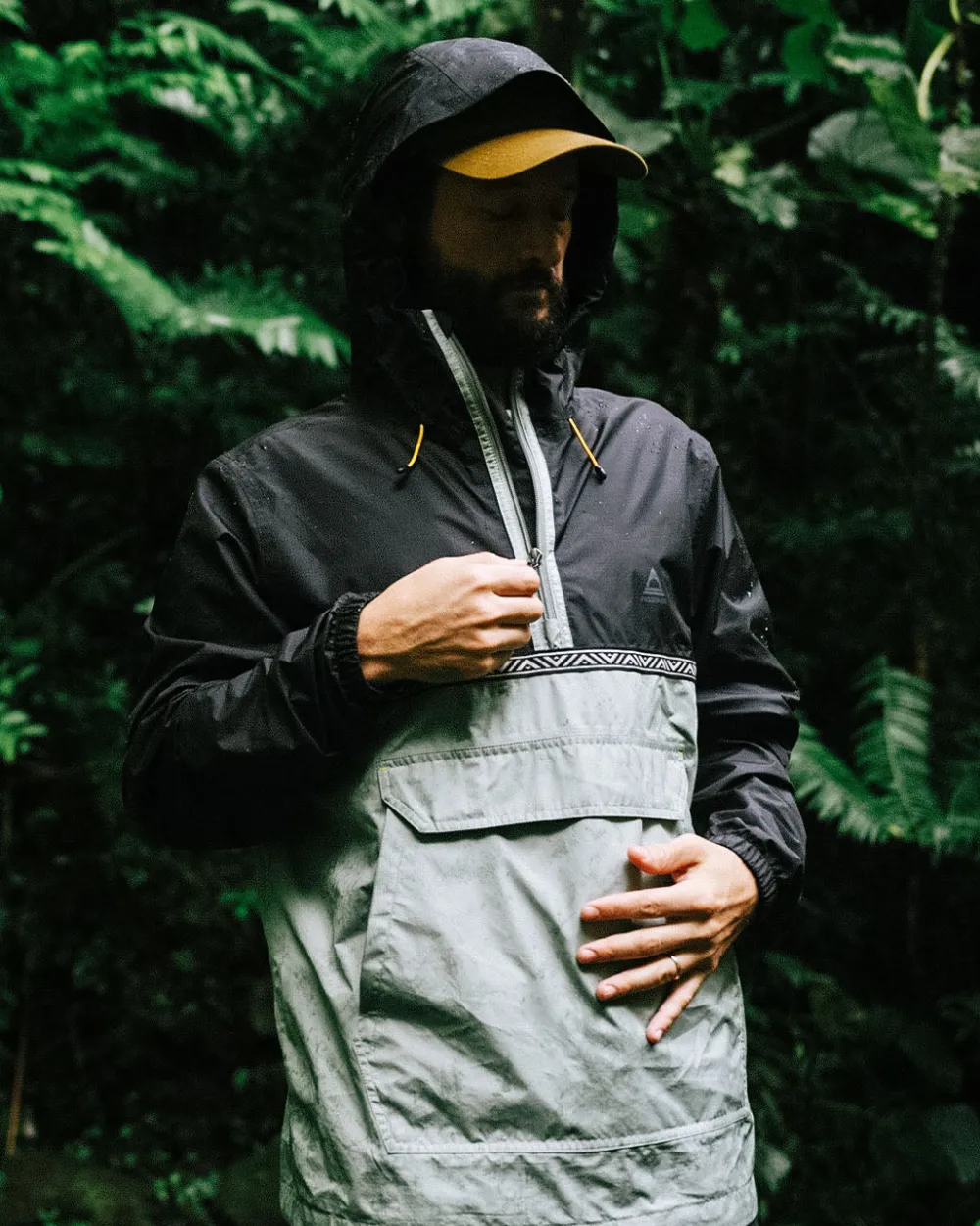 Passenger Flow 1/2 Zip Recycled Water Resistant Jacket