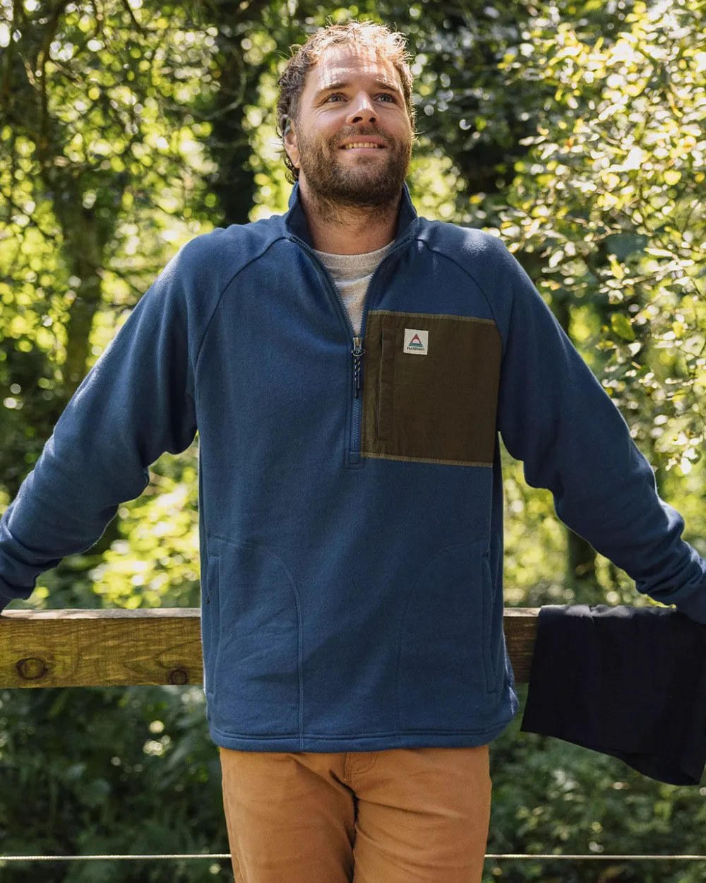 Passenger Offgrid 1/4 Zip Recycled Cotton Sweatshirt